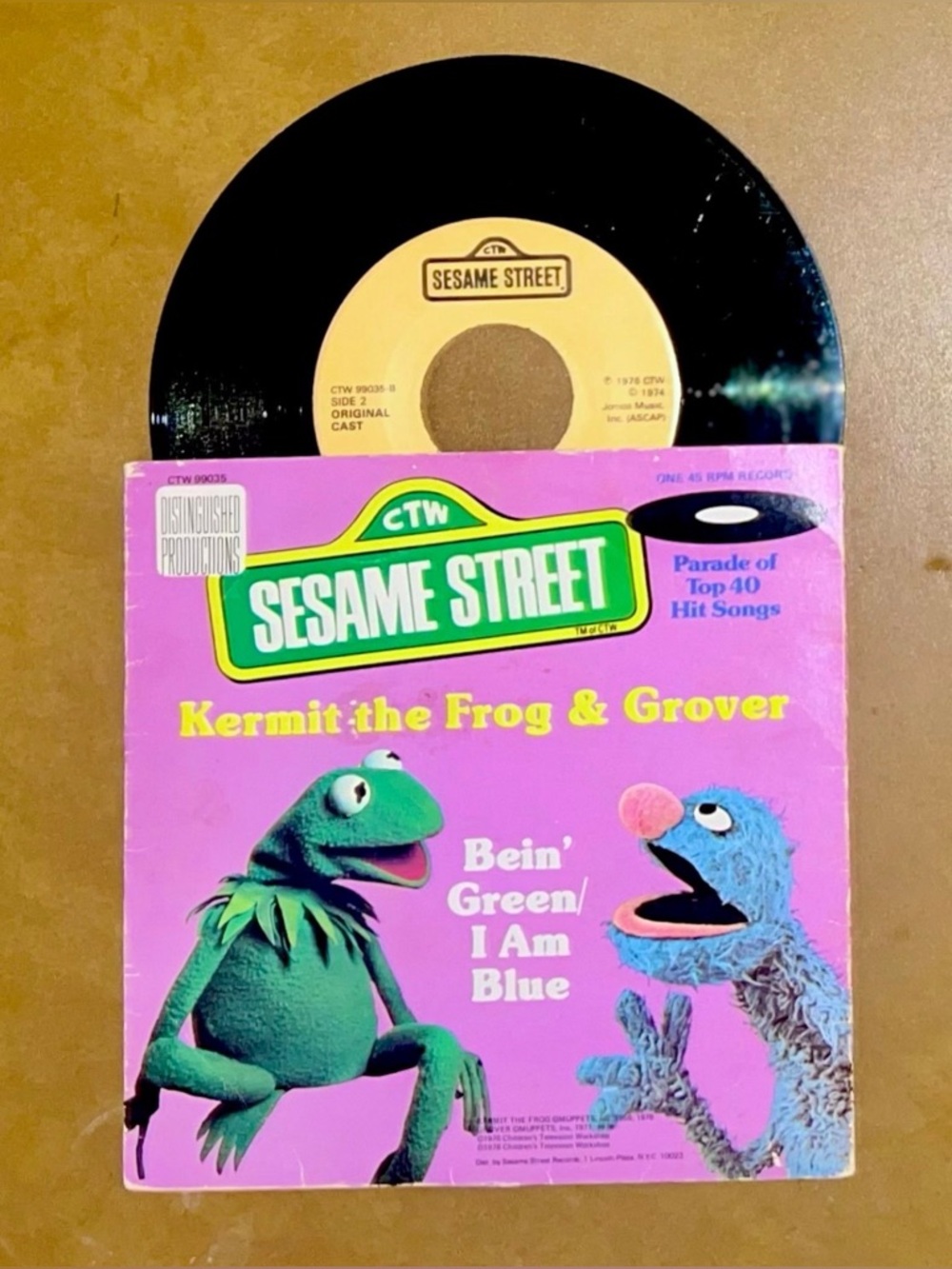 Vintage 1970s Sesame Street 45 RPM Vinyl-Kermit the Frog “Bein’ Green” w/ Grover